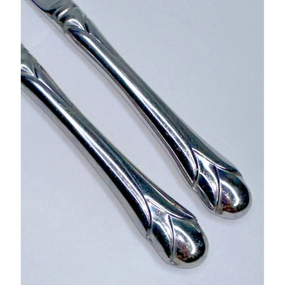 Mikasa Sweet Pea 18/8 Stainless Flatware Replacement Set 2 Dinner Knives